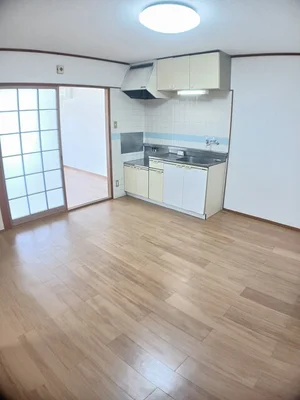 のマンスリーマンション・ウィークリーマンション「杉本ハイツ 202・洋室(No.1182028)」メイン画像