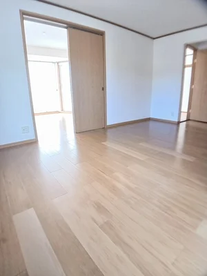 のマンスリーマンション・ウィークリーマンション「ヴェルジュ．Ｓ１ 101・洋室(No.1182093)」メイン画像