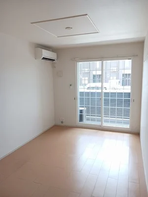 のマンスリーマンション・ウィークリーマンション「Ｃａｓａ　ＦｅｌｉｃｅⅡ 102・洋室(No.1182376)」メイン画像