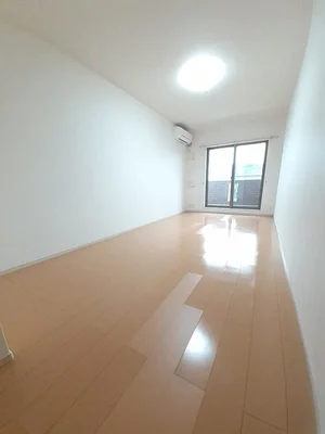 のマンスリーマンション・ウィークリーマンション「サンエアリー二番館 302・洋室(No.1182455)」メイン画像