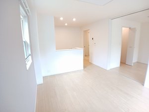 のマンスリーマンション・ウィークリーマンション「アンソレイユ　Ⅰ 201・洋室(No.1182615)」メイン画像