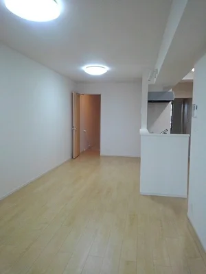 のマンスリーマンション・ウィークリーマンション「フロマージュ 301・洋室(No.1182693)」メイン画像