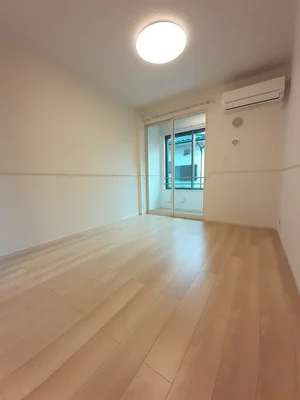 のマンスリーマンション・ウィークリーマンション「カルム　コート 103・洋室(No.1182906)」メイン画像