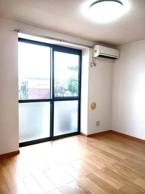 のマンスリーマンション・ウィークリーマンション「プリエールハイツ　Ａ 203・洋室(No.1183171)」メイン画像