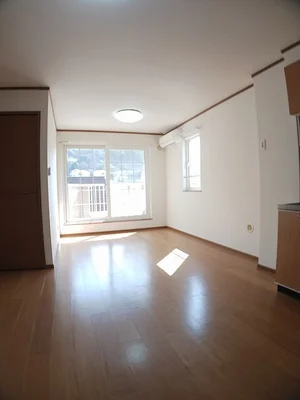 のマンスリーマンション・ウィークリーマンション「ヒルズハウス 202・洋室(No.1183259)」メイン画像