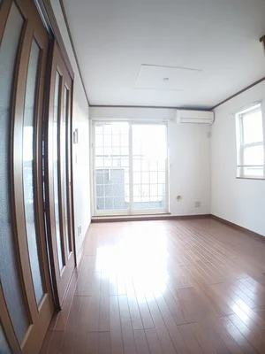 のマンスリーマンション・ウィークリーマンション「ラ・プラージュ　モア 201・洋室(No.1183266)」メイン画像