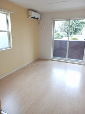 東諸県郡国富町のマンスリーマンション・ウィークリーマンション「センター・ガーデン　Ⅱ 103・洋室(No.1183730)」メイン画像