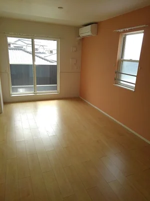 日向市のマンスリーマンション・ウィークリーマンション「プリムローズＳ 201・洋室(No.1183778)」メイン画像