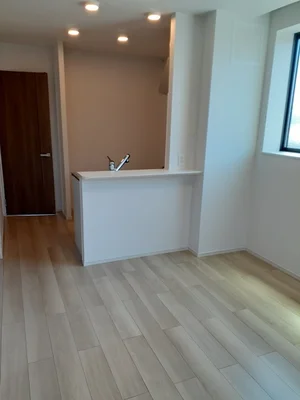 のマンスリーマンション・ウィークリーマンション「ゼファー川原崎　Ⅱ 204・洋室(No.1183897)」メイン画像