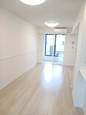 のマンスリーマンション・ウィークリーマンション「ドゥウェル　ノクターン　Ⅱ 104・洋室(No.1184042)」メイン画像