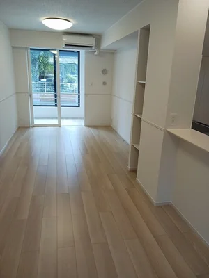 日向市のマンスリーマンション・ウィークリーマンション「サウスウェーⅧ　Ｂ 103・洋室(No.1184064)」メイン画像