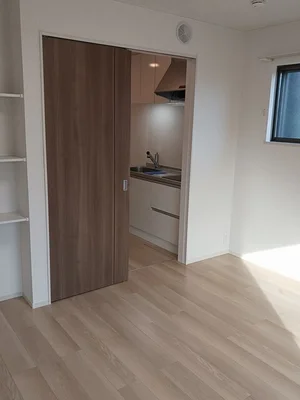 延岡駅（宮崎県）のマンスリーマンション・ウィークリーマンション「ＢＩＺ　Ｂ 101・洋室(No.1184191)」メイン画像