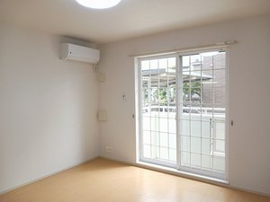 のマンスリーマンション・ウィークリーマンション「パルテール西条Ａ棟 101・洋室(No.1184637)」メイン画像