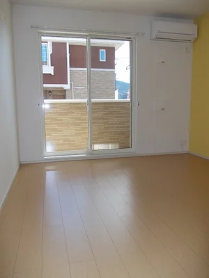 のマンスリーマンション・ウィークリーマンション「サニーヒルズⅠ 102・洋室(No.1184759)」メイン画像