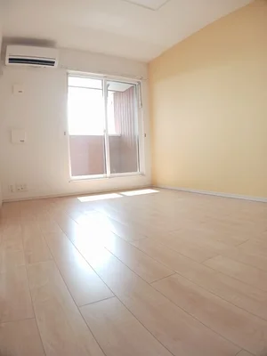 のマンスリーマンション・ウィークリーマンション「パーシモン　Ｔ．Ｋ 202・洋室(No.1184821)」メイン画像