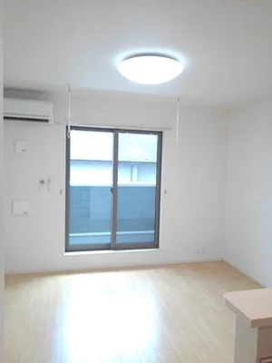 のマンスリーマンション・ウィークリーマンション「ラパン　ノアール 203・洋室(No.1184848)」メイン画像