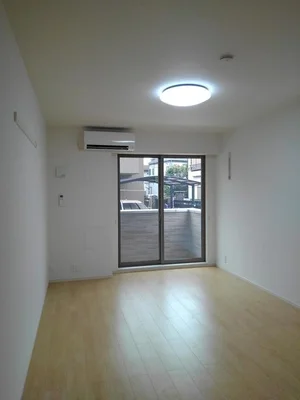 のマンスリーマンション・ウィークリーマンション「ルミナス　ショア 103・洋室(No.1184927)」メイン画像