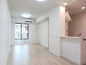 のマンスリーマンション・ウィークリーマンション「アヴニール・ヒルズⅢ 102・洋室(No.1185099)」メイン画像