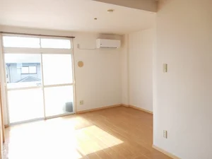 鈴鹿市のマンスリーマンション・ウィークリーマンション「オーシャンビュー岸岡 2-D・洋室(No.1185202)」メイン画像