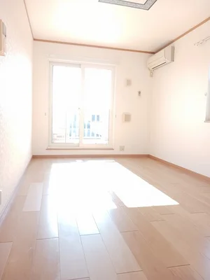 のマンスリーマンション・ウィークリーマンション「アルハンブラ二番館 204・洋室(No.1185369)」メイン画像