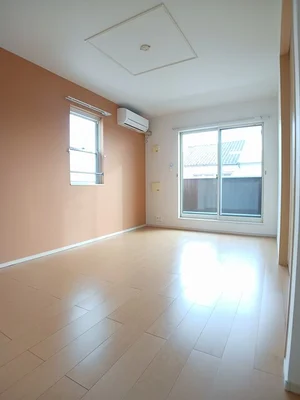 のマンスリーマンション・ウィークリーマンション「リーベ荒尾　Ⅰ 201・洋室(No.1185770)」メイン画像