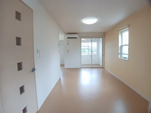 のマンスリーマンション・ウィークリーマンション「シュガー　ドルチェ 201・洋室(No.1185782)」メイン画像