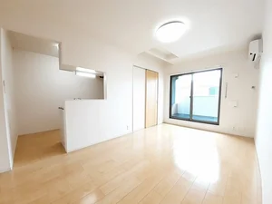 のマンスリーマンション・ウィークリーマンション「ポルタコスタⅡ　Ａ 303・洋室(No.1185856)」メイン画像