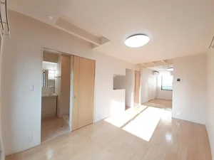 のマンスリーマンション・ウィークリーマンション「ポルタコスタⅡ　Ａ 301・洋室(No.1185857)」メイン画像