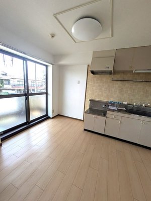 鳥取県の大東建託リーシング株式会社のマンスリーマンション・ウィークリーマンション「グランメール旗ヶ崎Ⅱ 203・洋室(No.1186397)」メイン画像