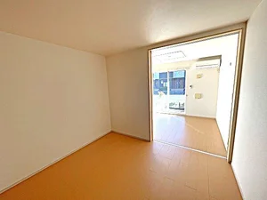 のマンスリーマンション・ウィークリーマンション「ライフコートウエストＡ 102・洋室(No.1186855)」メイン画像