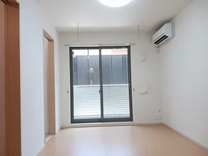 のマンスリーマンション・ウィークリーマンション「ジャスミン　Ａ 102・洋室(No.1186880)」メイン画像