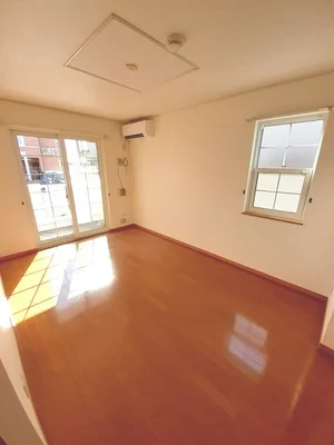 のマンスリーマンション・ウィークリーマンション「インフォローズＡ 102・洋室(No.1187635)」メイン画像