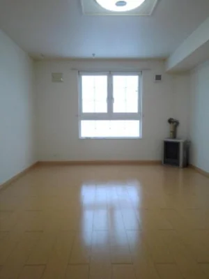 のマンスリーマンション・ウィークリーマンション「レジデンスひまわり 102・洋室(No.1187747)」メイン画像