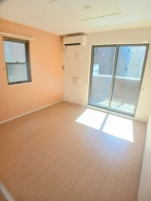 のマンスリーマンション・ウィークリーマンション「Ｐｌｅａｓａｎｔ・Ｍ　穂波　Ｄ 101・洋室(No.1188002)」メイン画像