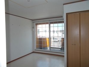 のマンスリーマンション・ウィークリーマンション「ＦＡＭＩＬＹ　Ⅰ 202・洋室(No.1188466)」メイン画像