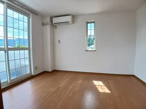 山形県のマンスリーマンション・ウィークリーマンション「グランデレガーロ 201・洋室(No.1188555)」メイン画像