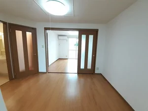 のマンスリーマンション・ウィークリーマンション「クレストール米沢 102・洋室(No.1188560)」メイン画像