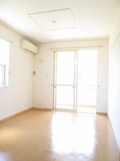 のマンスリーマンション・ウィークリーマンション「アンソレイエ・ノール 104・洋室(No.1188757)」メイン画像