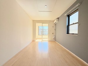 のマンスリーマンション・ウィークリーマンション「ウィステリア陽寿Ⅲ 101・洋室(No.1189036)」メイン画像