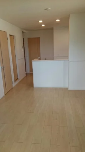 のマンスリーマンション・ウィークリーマンション「エレガンスⅥ 203・洋室(No.1189123)」メイン画像