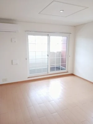 のマンスリーマンション・ウィークリーマンション「ウエストヒルズ 201・洋室(No.1189623)」メイン画像