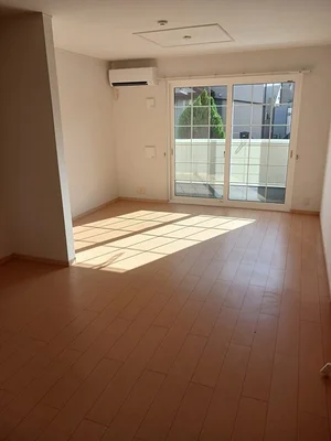 のマンスリーマンション・ウィークリーマンション「プロムナード 102・洋室(No.1189662)」メイン画像