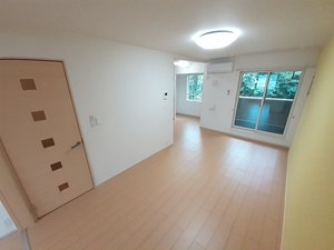 のマンスリーマンション・ウィークリーマンション「Ｖｅｒｄｅ　Ｖｉｌｌａ　Ⅲ 202・洋室(No.1189791)」メイン画像