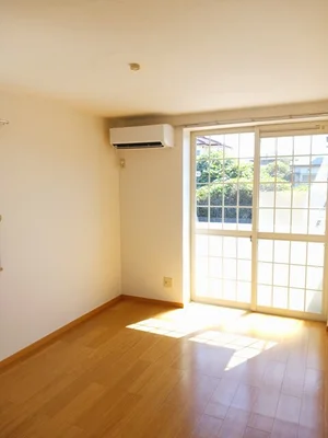 のマンスリーマンション・ウィークリーマンション「エスト・ヴィラⅡ 101・洋室(No.1190587)」メイン画像