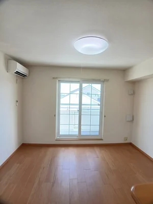 福地駅（愛知県）のマンスリーマンション・ウィークリーマンション「スィア　バレーリア 201・洋室(No.1191668)」メイン画像