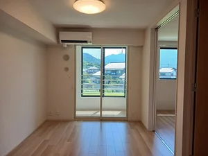 のマンスリーマンション・ウィークリーマンション「サニー　ピアッツア　Ⅰ 202・洋室(No.1192297)」メイン画像