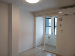 たけふ新駅（福井県）・武生駅（福井県）のマンスリーマンション・ウィークリーマンション「カーサ・コルーテ南 102・洋室(No.1192480)」メイン画像