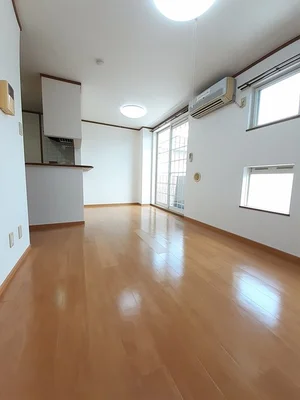 のマンスリーマンション・ウィークリーマンション「シャン・ミリュー　ⅠＢ 203・洋室(No.1192587)」メイン画像