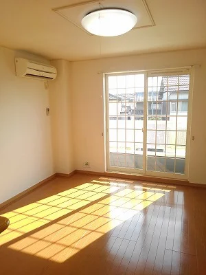 のマンスリーマンション・ウィークリーマンション「ブライト　ガーデン　ＵＮＯ 201・洋室(No.1192727)」メイン画像