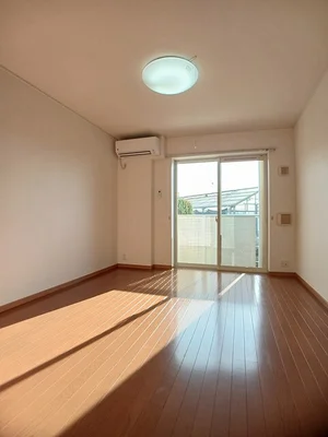 のマンスリーマンション・ウィークリーマンション「ウエスト・ヒル 103・洋室(No.1192730)」メイン画像